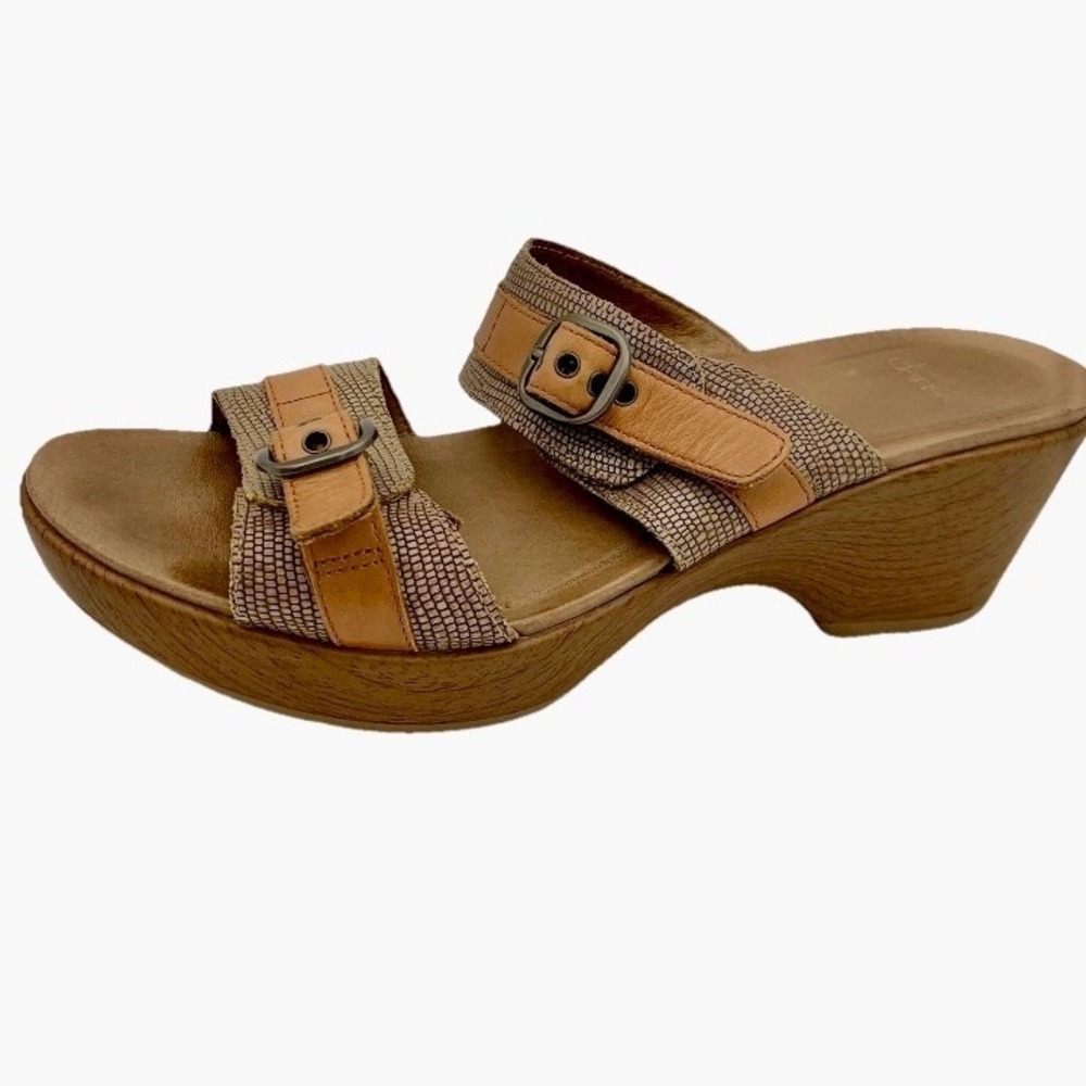 Dansko Wedge Sandals Jessie Lizard 9.5-10 EU 40 Tan Leather Buckle Comfort Boho
